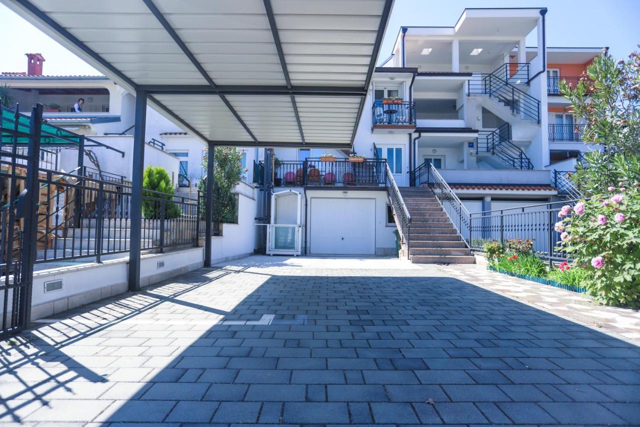 Apartment Ivica Пореч Екстериор снимка